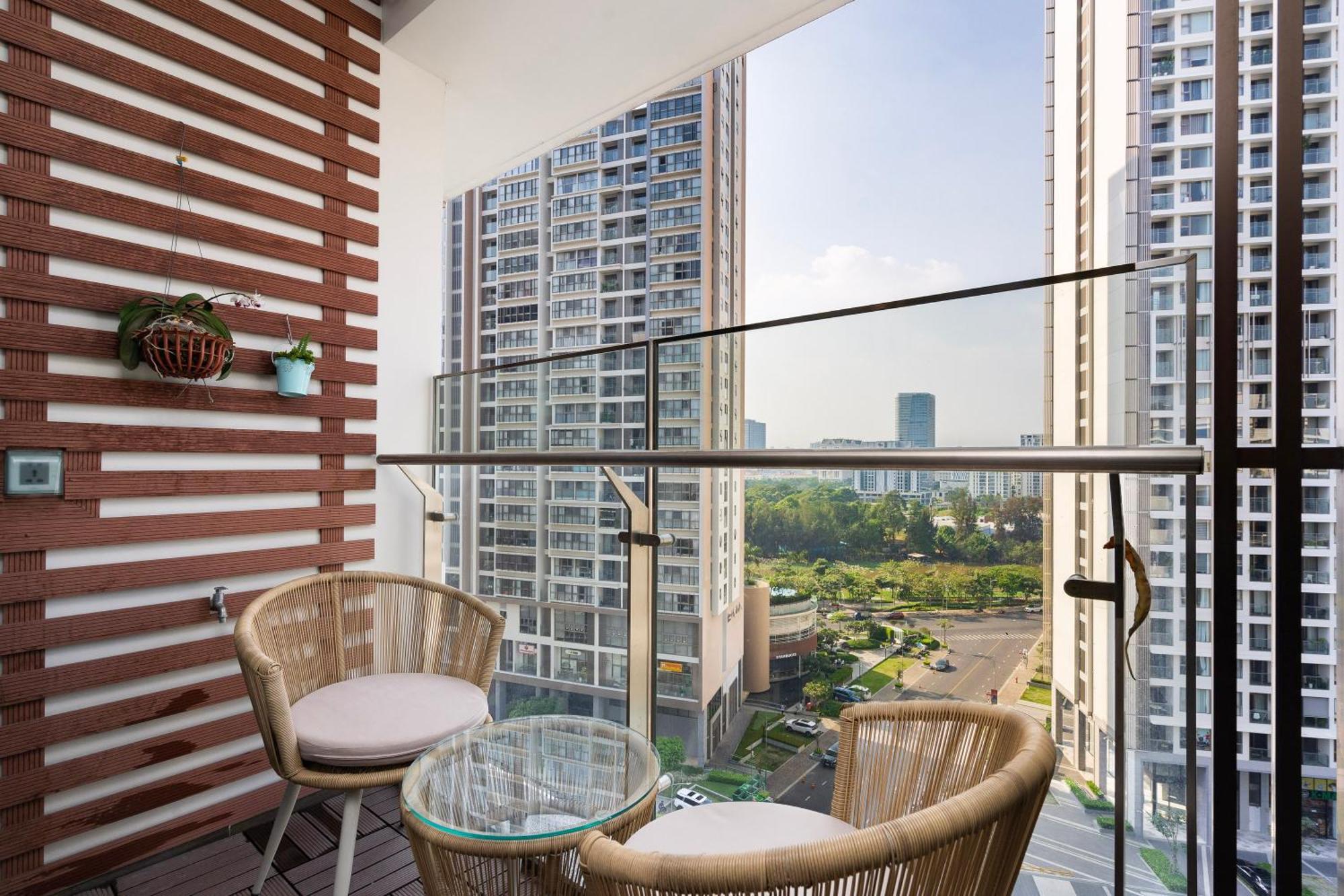 The Marq Three Bedroom- Free Tour Package 29b Nguyen Dinh Chieu St * Ho Chi Minh City