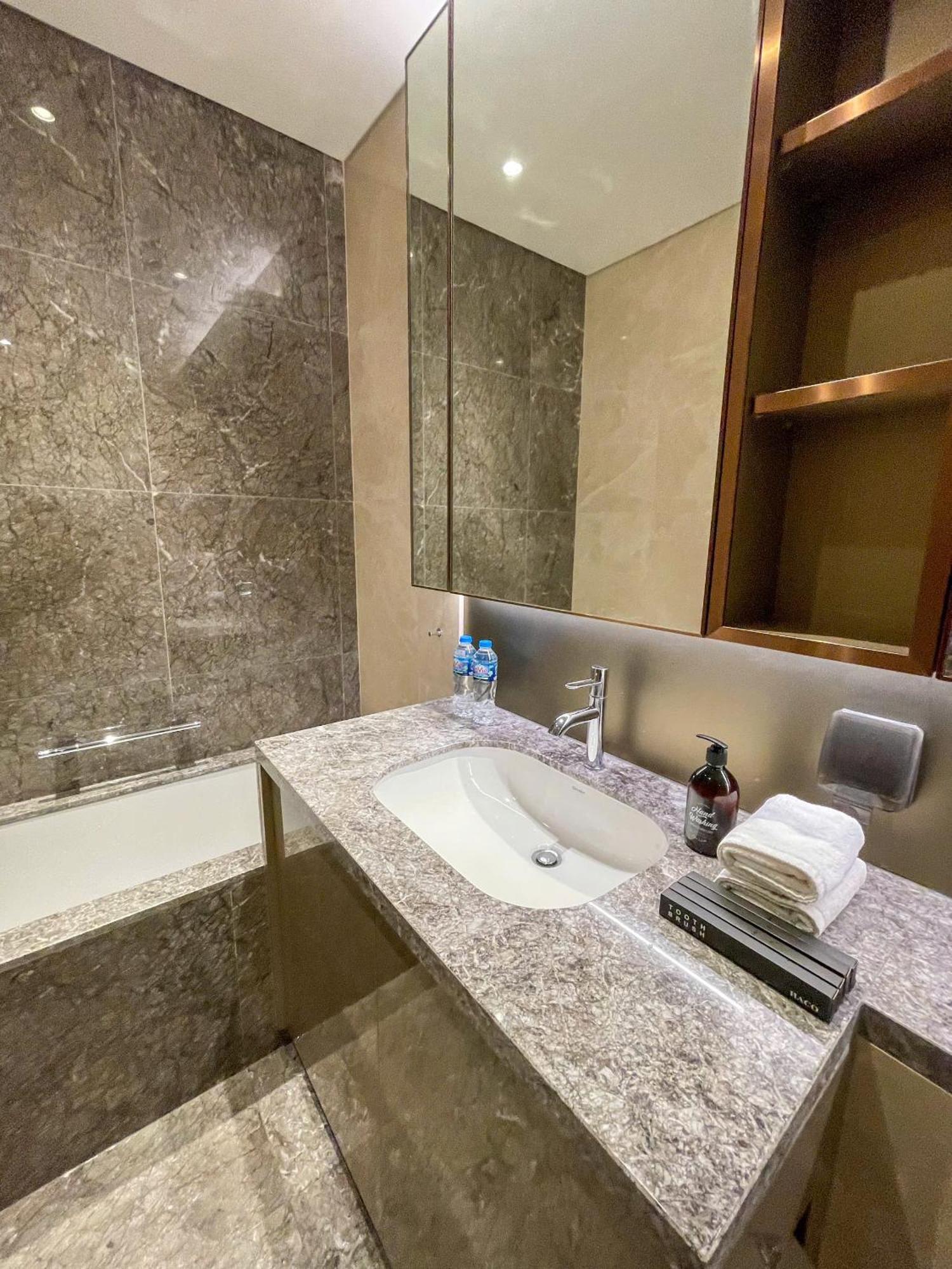 The Marq Three Bedroom- Free Tour Package 29b Nguyen Dinh Chieu St Căn hộ